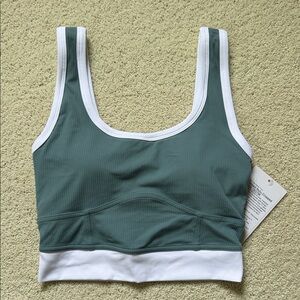 Lululemon Ribbed Nulu Cropped Tank Teal/White Size XS NWT